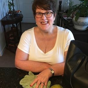 Meet your Posher, Peg